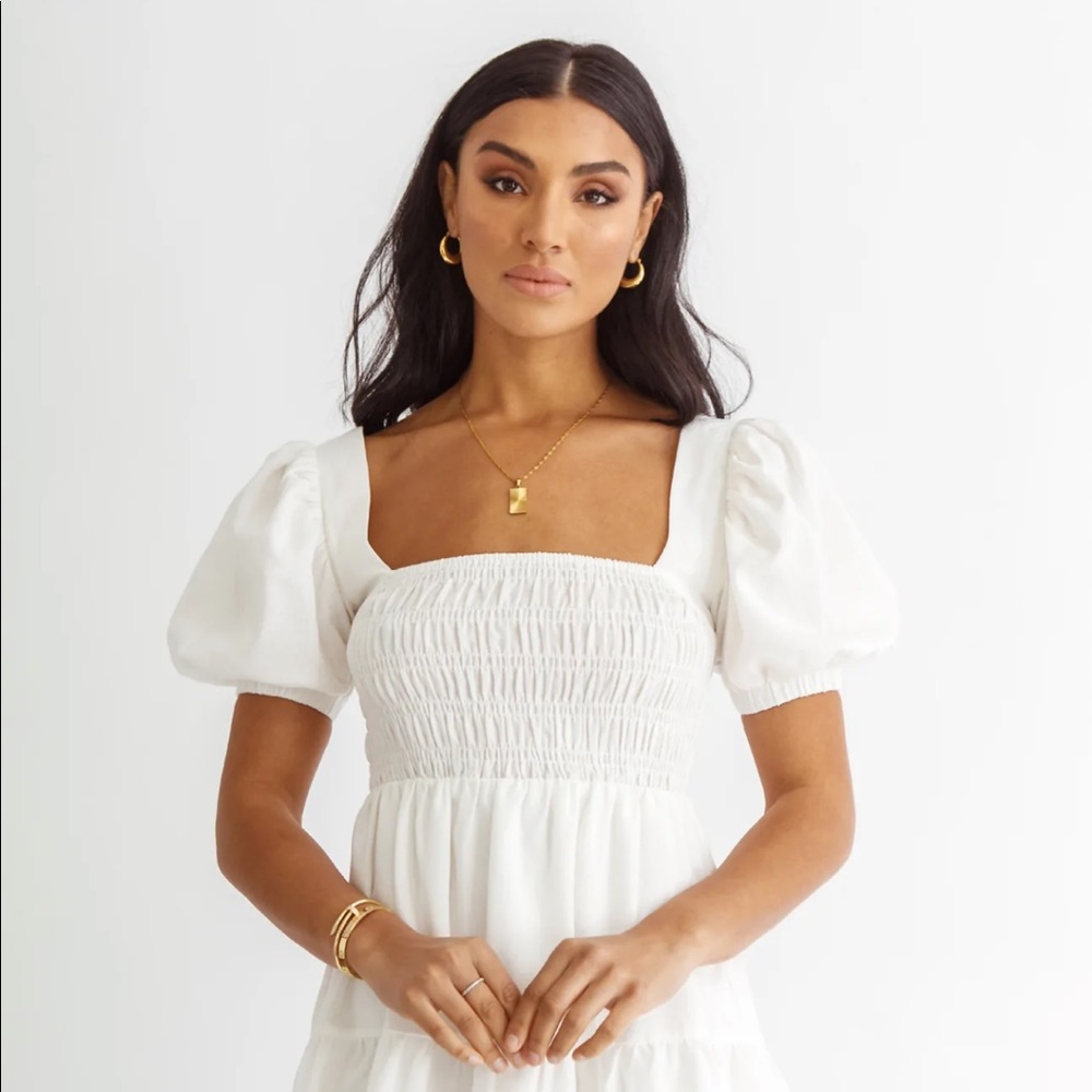 New white dress girl and the Sun